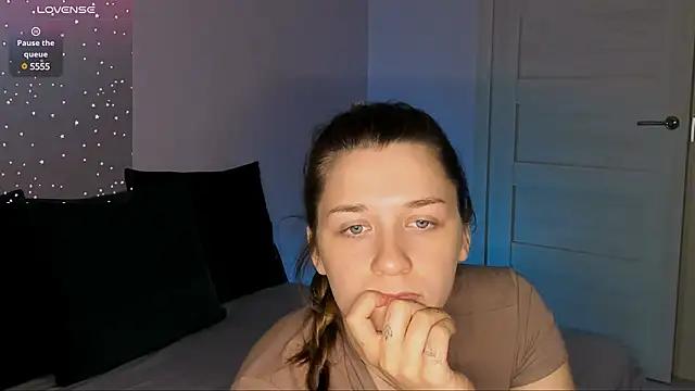 Mad beauty - checkout our excited streamers as they tease to their beloved melodies and slowly squirt for enjoyment to appease your wildest wishes.