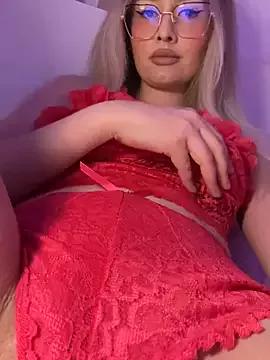 mollyxxx from StripChat is Freechat