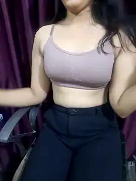 Monalisa670 from StripChat is Freechat