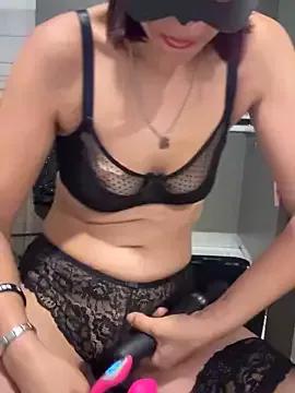 Mad beauty - checkout our excited streamers as they tease to their beloved melodies and slowly squirt for enjoyment to appease your wildest wishes.