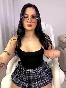 Mad beauty - checkout our excited streamers as they tease to their beloved melodies and slowly squirt for enjoyment to appease your wildest wishes.