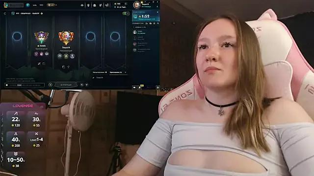 Mad beauty - checkout our excited streamers as they tease to their beloved melodies and slowly squirt for enjoyment to appease your wildest wishes.