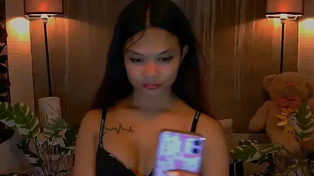 Morena_cockts from StripChat is Freechat