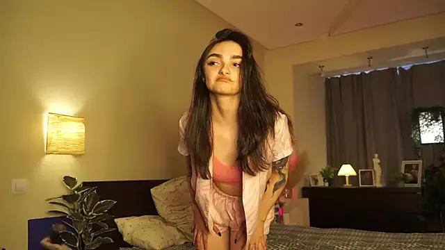 Mad beauty - checkout our excited streamers as they tease to their beloved melodies and slowly squirt for enjoyment to appease your wildest wishes.