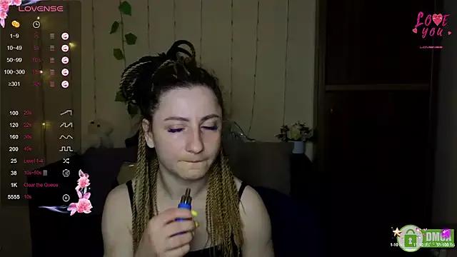 Mad beauty - checkout our excited streamers as they tease to their beloved melodies and slowly squirt for enjoyment to appease your wildest wishes.