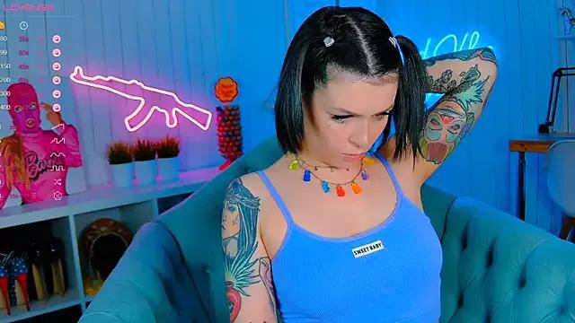 Mad beauty - checkout our excited streamers as they tease to their beloved melodies and slowly squirt for enjoyment to appease your wildest wishes.