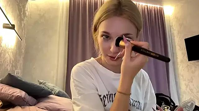 Mad beauty - checkout our excited streamers as they tease to their beloved melodies and slowly squirt for enjoyment to appease your wildest wishes.