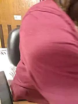 N-Natasha from StripChat is Freechat