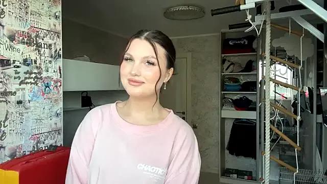NadiaSiragusa from StripChat is Freechat