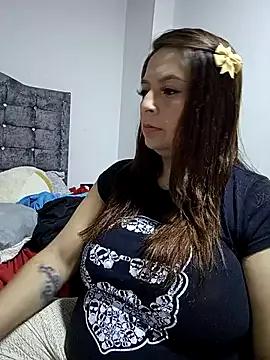 nahomysaints from StripChat is Freechat