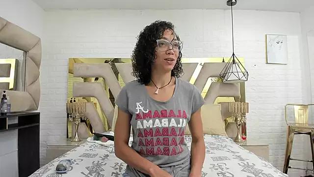 naia_rose from StripChat is Freechat
