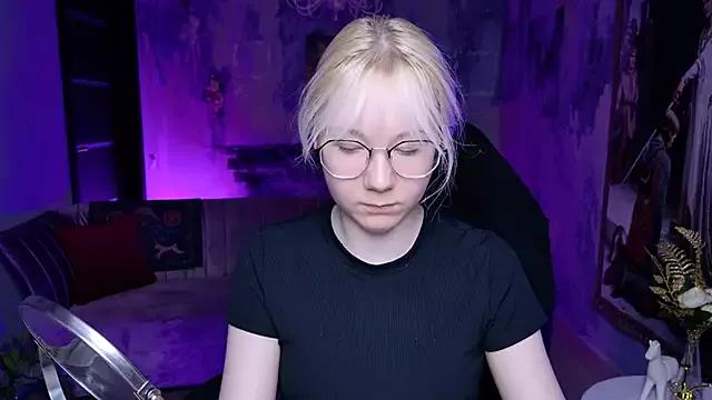 NancyMartinez from StripChat is Freechat