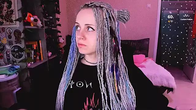 NaniMoore from StripChat is Freechat