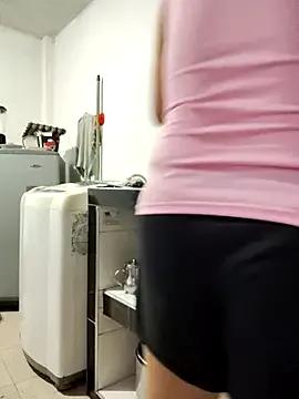 Natasha_milf12 from StripChat is Freechat