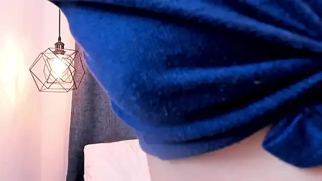 natasha_moreno from StripChat is Freechat