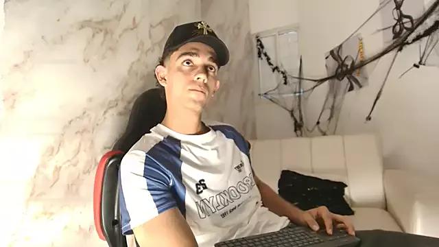 nathan_shimmer from StripChat is Freechat