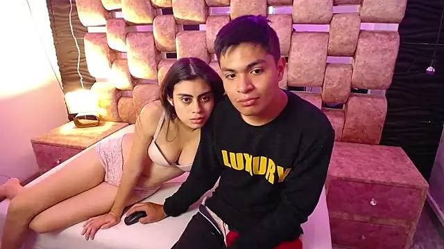 NatyyAlex from StripChat is Freechat