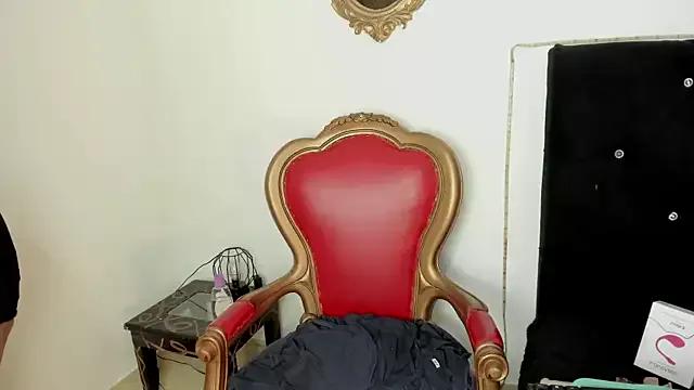 NaughtyAmeliaThompson69 from StripChat is Freechat