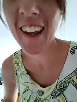 NaughtyCatgirl from StripChat is Freechat
