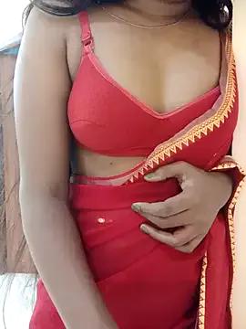Naughtydarlingg from StripChat is Freechat