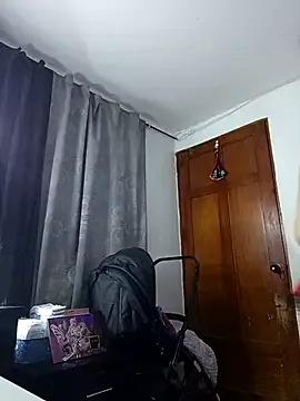 NaughtyLola_26 from StripChat is Freechat