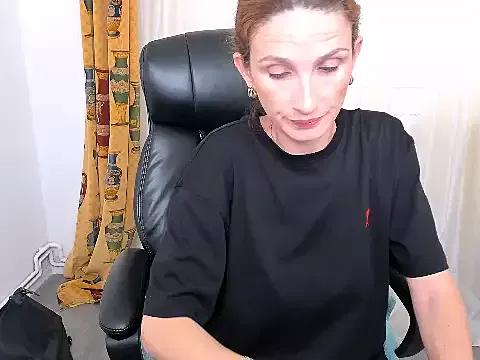 NaughtyWifey1 from StripChat is Freechat