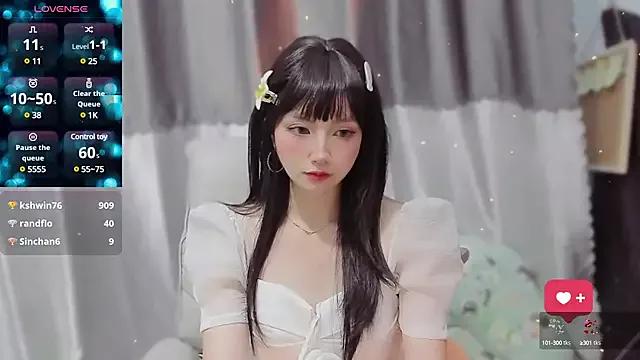 Mad beauty - checkout our excited streamers as they tease to their beloved melodies and slowly squirt for enjoyment to appease your wildest wishes.