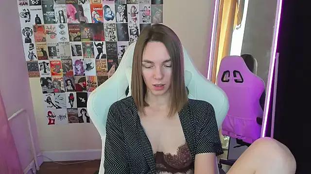Mad beauty - checkout our excited streamers as they tease to their beloved melodies and slowly squirt for enjoyment to appease your wildest wishes.