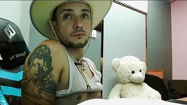 Neythancooper from StripChat is Freechat