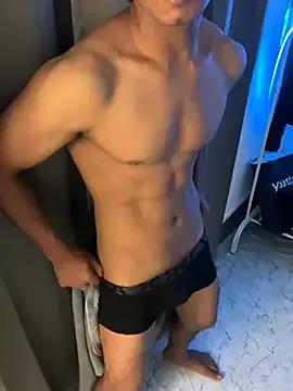 nick__yy from StripChat is Freechat