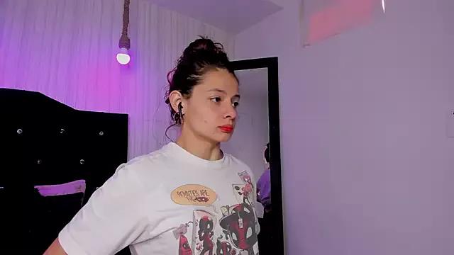nicky_angel1 from StripChat is Freechat