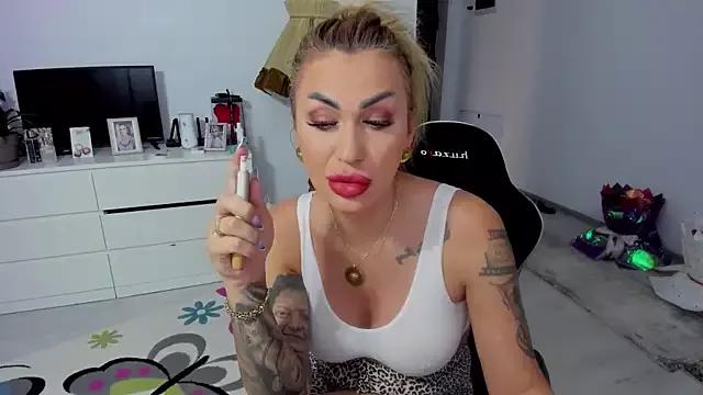 Mad beauty - checkout our excited streamers as they tease to their beloved melodies and slowly squirt for enjoyment to appease your wildest wishes.