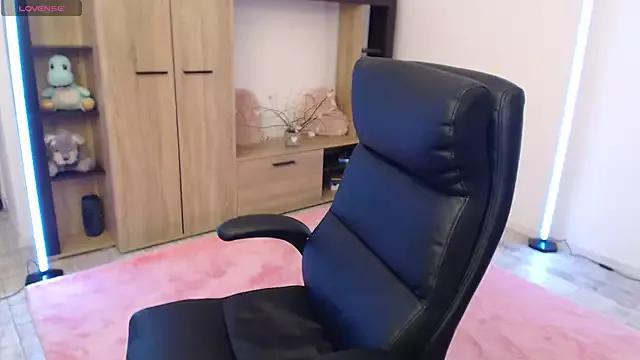 nicole___91 from StripChat is Freechat