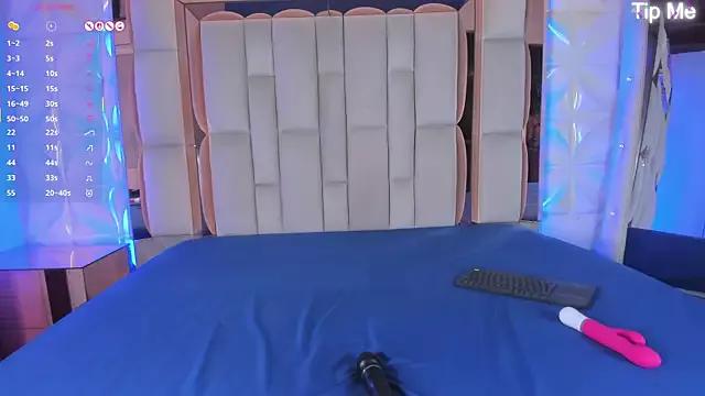 nicole_cooper__ from StripChat is Freechat