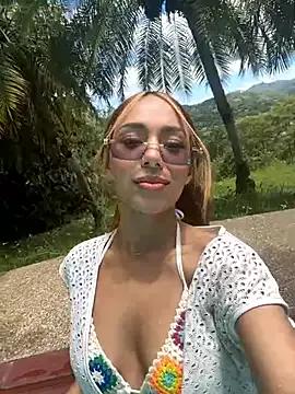 Mad beauty - checkout our excited streamers as they tease to their beloved melodies and slowly squirt for enjoyment to appease your wildest wishes.