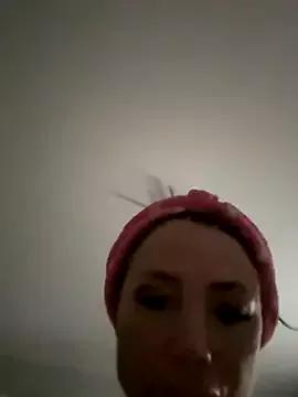 NicollleDiamondd from StripChat is Freechat