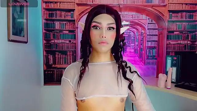 nina_riccardi from StripChat is Freechat