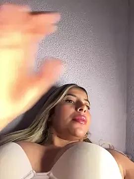 ninfsexy from StripChat is Freechat