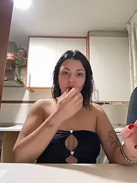 Noeliagglow from StripChat is Freechat