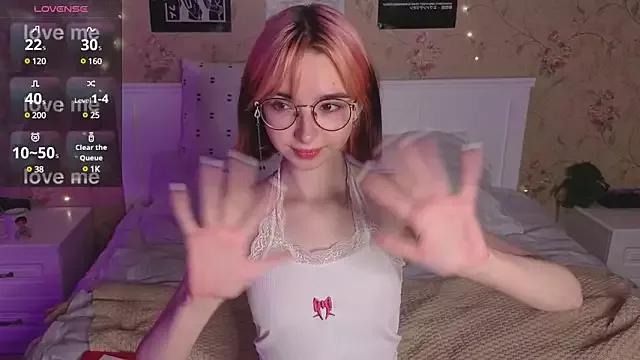 Mad beauty - checkout our excited streamers as they tease to their beloved melodies and slowly squirt for enjoyment to appease your wildest wishes.