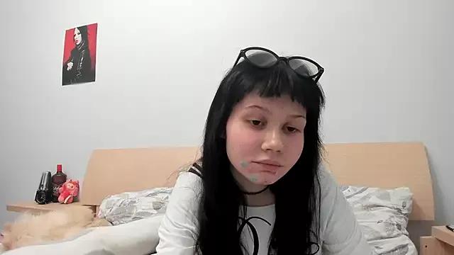 Mad beauty - checkout our excited streamers as they tease to their beloved melodies and slowly squirt for enjoyment to appease your wildest wishes.