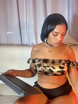 NovaFoxx from StripChat is Freechat