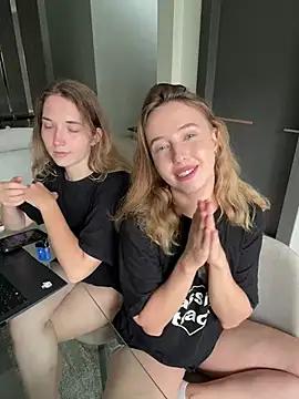 Mad beauty - checkout our excited streamers as they tease to their beloved melodies and slowly squirt for enjoyment to appease your wildest wishes.