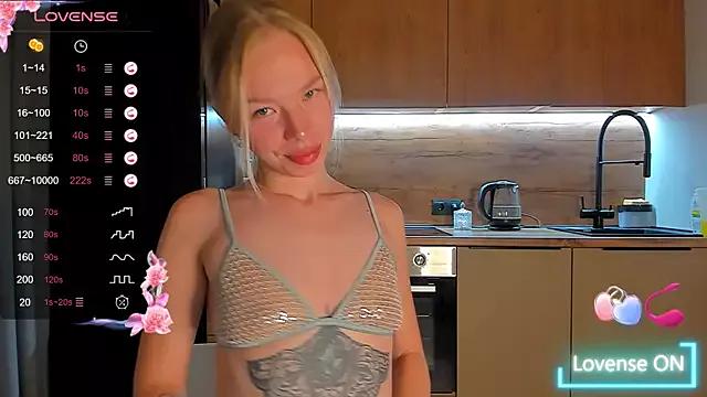 Olivia_Bells from StripChat is Freechat