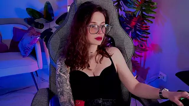 Mad beauty - checkout our excited streamers as they tease to their beloved melodies and slowly squirt for enjoyment to appease your wildest wishes.