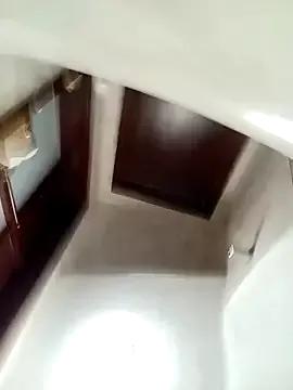 oscarshow24 from StripChat is Freechat