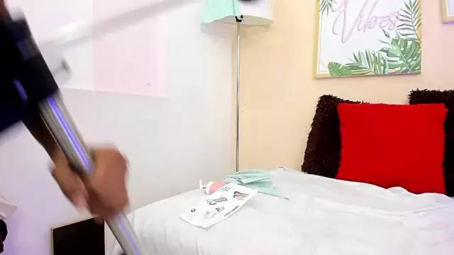 Mad beauty - checkout our excited streamers as they tease to their beloved melodies and slowly squirt for enjoyment to appease your wildest wishes.