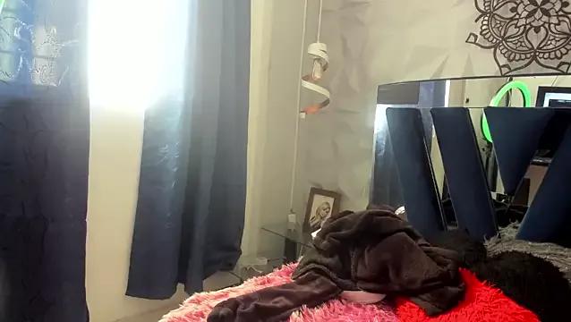 pamela_velazco from StripChat is Freechat