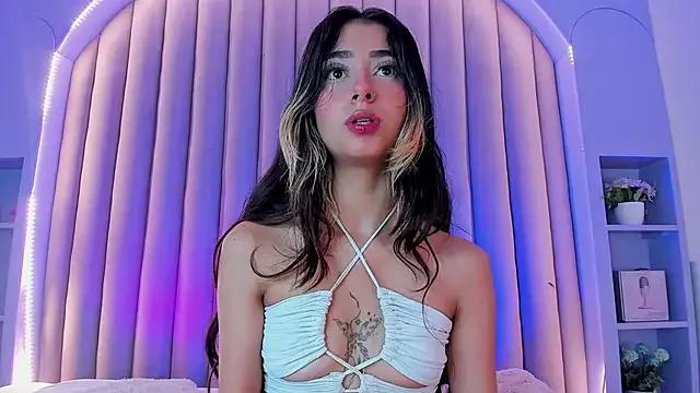 Mad beauty - checkout our excited streamers as they tease to their beloved melodies and slowly squirt for enjoyment to appease your wildest wishes.