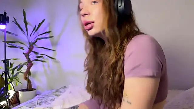 Mad beauty - checkout our excited streamers as they tease to their beloved melodies and slowly squirt for enjoyment to appease your wildest wishes.